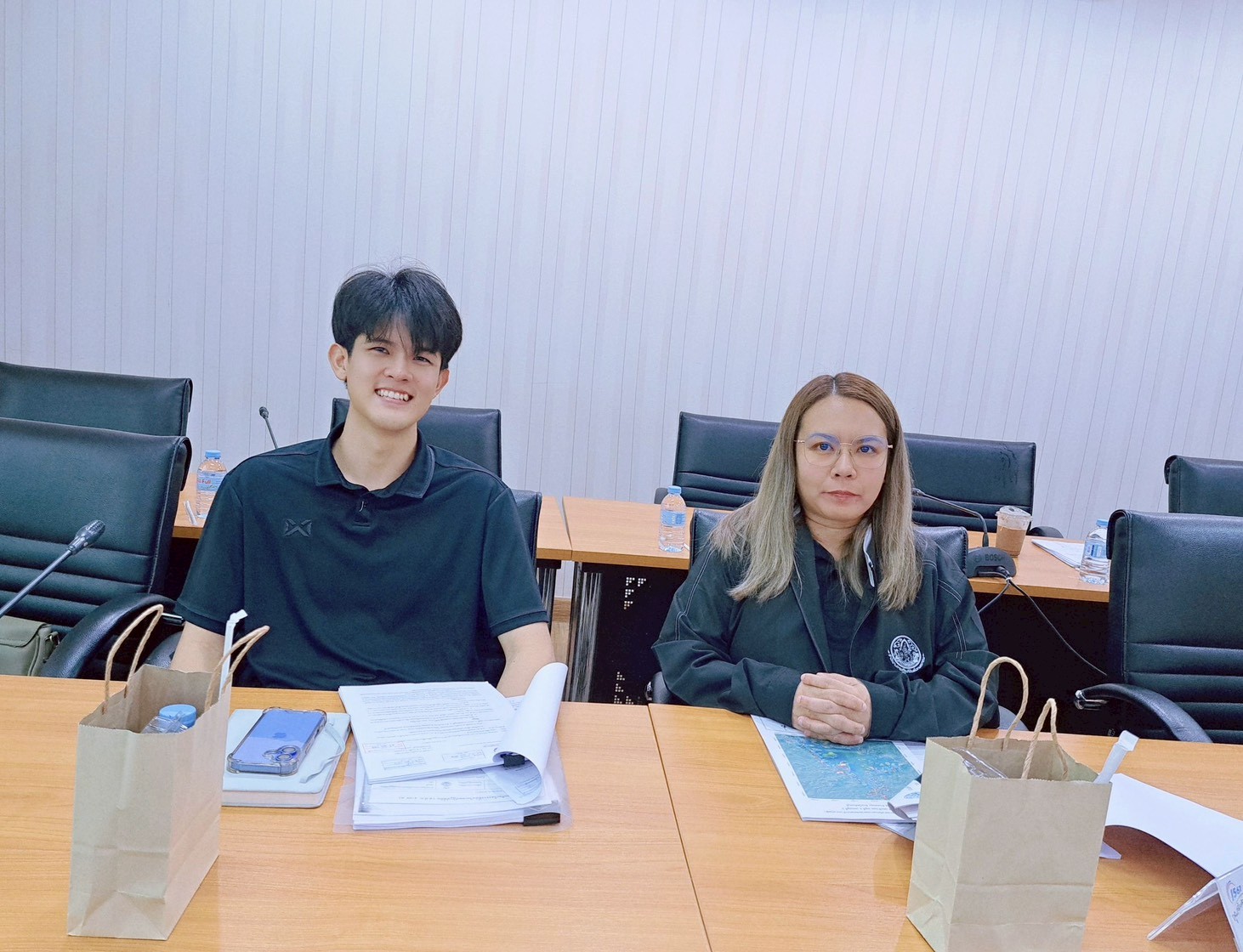 title - ประชุมแก้ไขปัญหาความเดือดร้อน